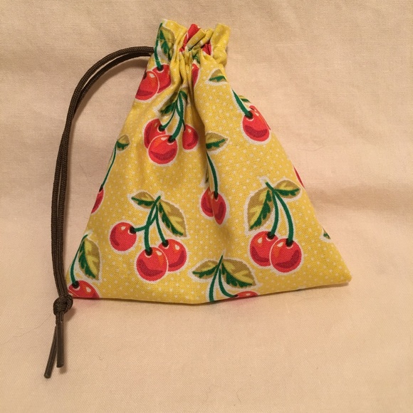 Alligator, Dragonfly & Green Square Earrings - Picture 6 of 6